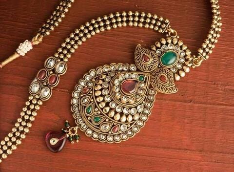Imitation jewellery in vashi store
