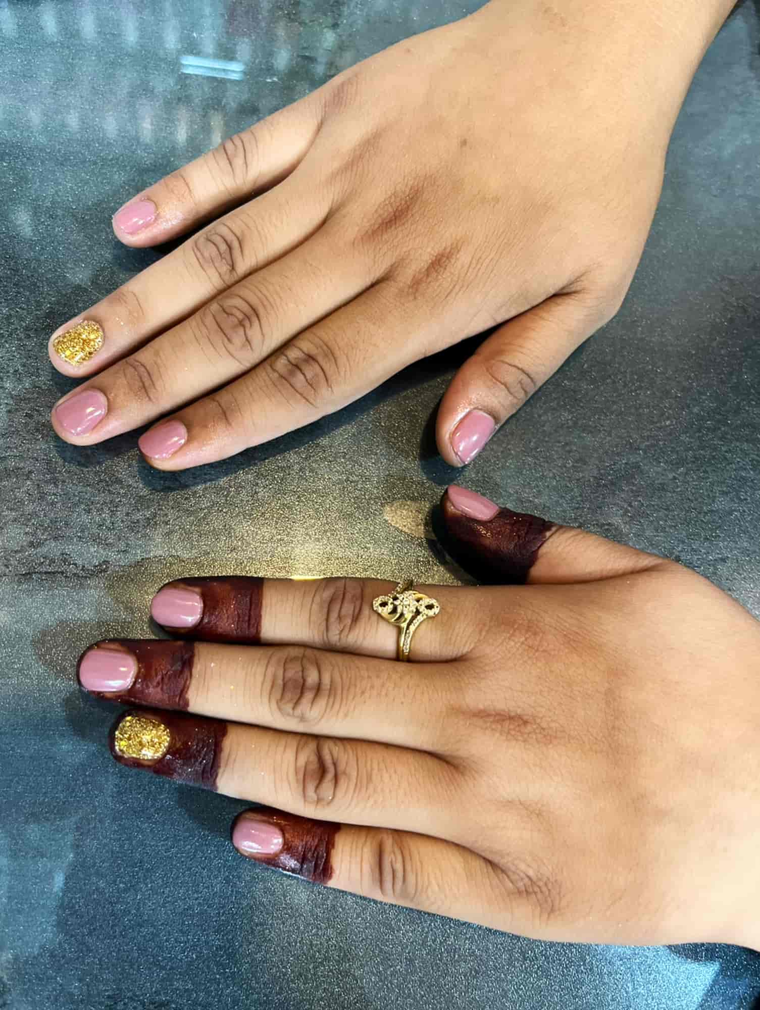 SK Looks Unisex Salon in Kharghar,Mumbai Best Beauty Salons in Mumbai