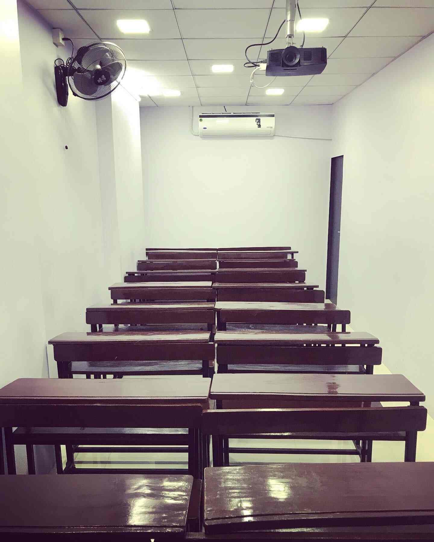 Yashika Science Academy in nerul,Mumbai Best Tutorials in Mumbai