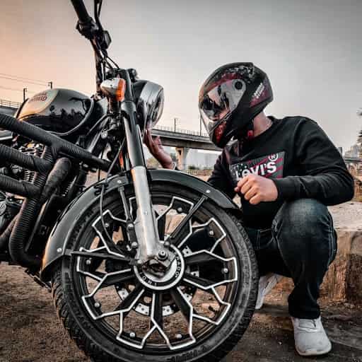 Top Royal Enfield Bullet Accessory Dealers in Mumbai Best Royal