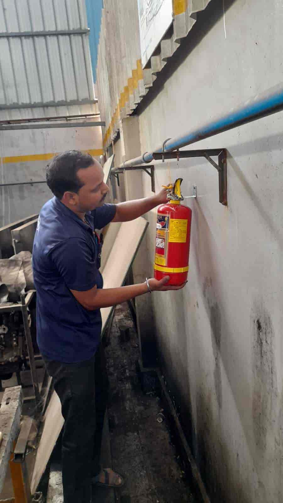 Top Fire Extinguisher Repair & Services in Ghansoli Best Fire