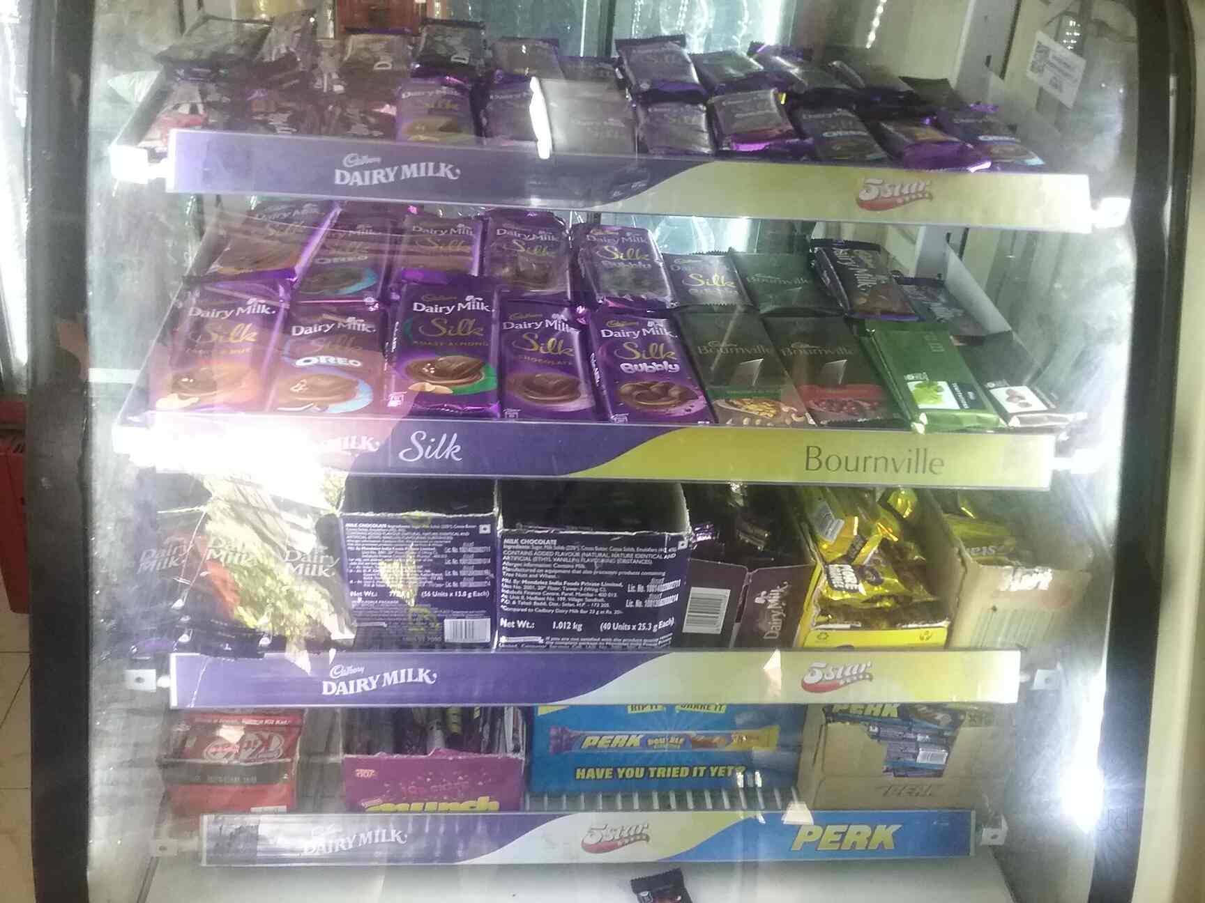 tip-top-sweets-and-farsan-in-airoli-mumbai-best-sweet-shops-in-mumbai