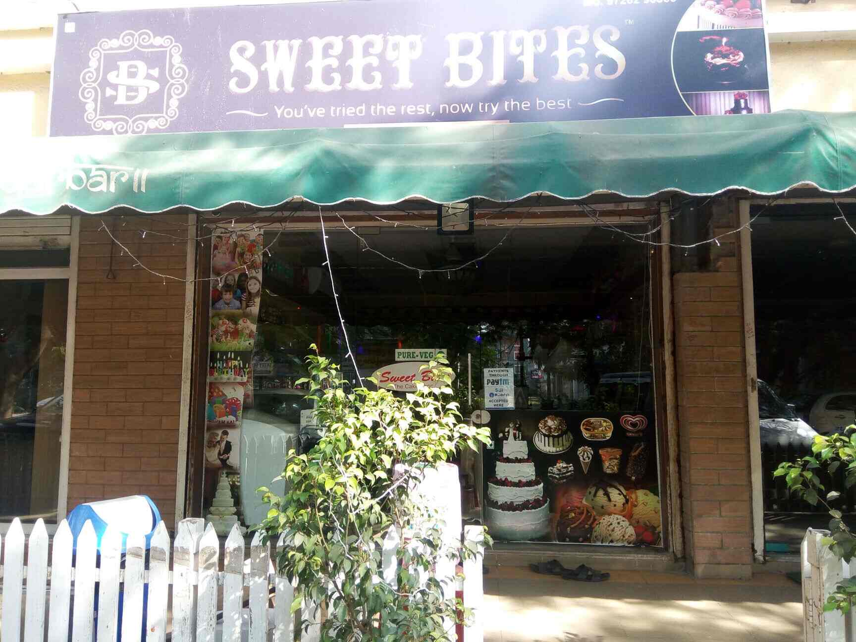 Sweet Bites Cake Shop in Dudhiya Talav,Navsari Best Cake Shops in