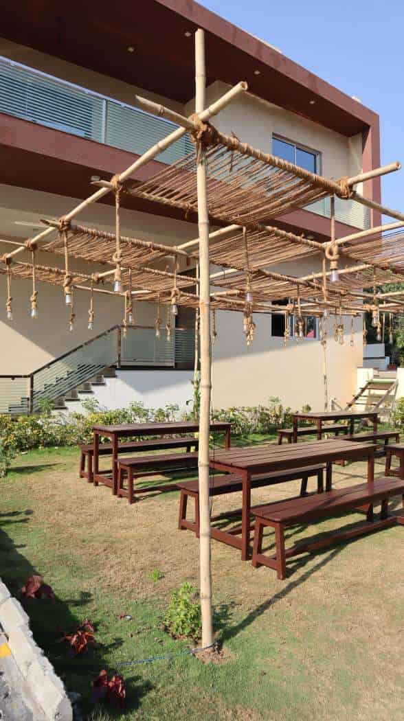 Pi Pizza Farm in Italva,Navsari Best Pizza Outlets in Navsari Justdial