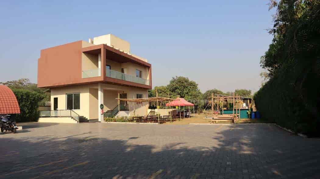 Pi Pizza Farm in Italva,Navsari Best Pizza Outlets in Navsari Justdial