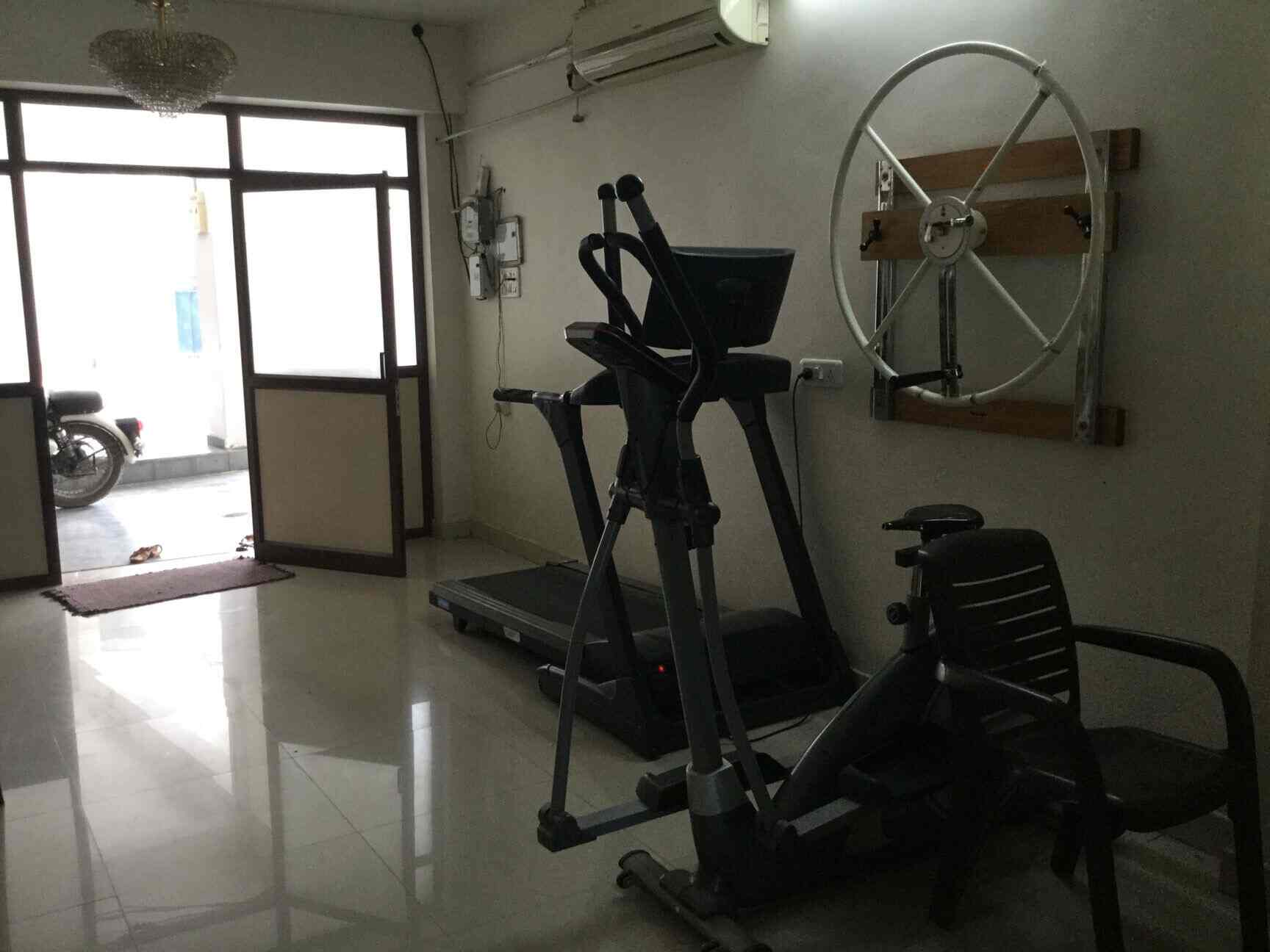 Sanjeevani Physiotherapy & Rehabilitation Center in Weekly Bazar