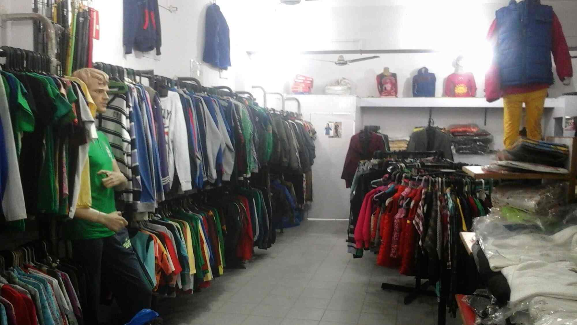 Export Hut in Noida Sector 18,Delhi Best Kids Readymade Garment