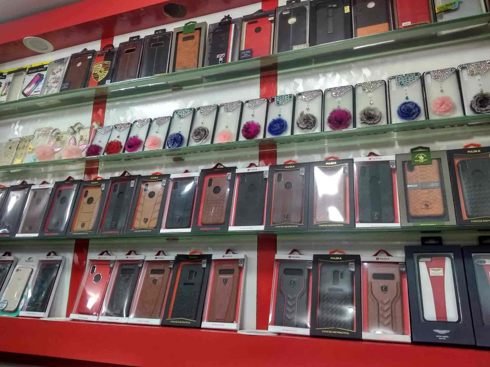 Balaji Stationery in Noida Sector 18,Delhi Best MotorolaMobile Phone