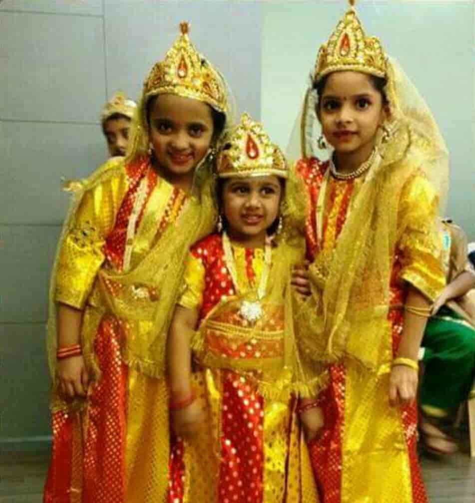 Update more than 119 dresses on rent in noida latest seven.edu.vn