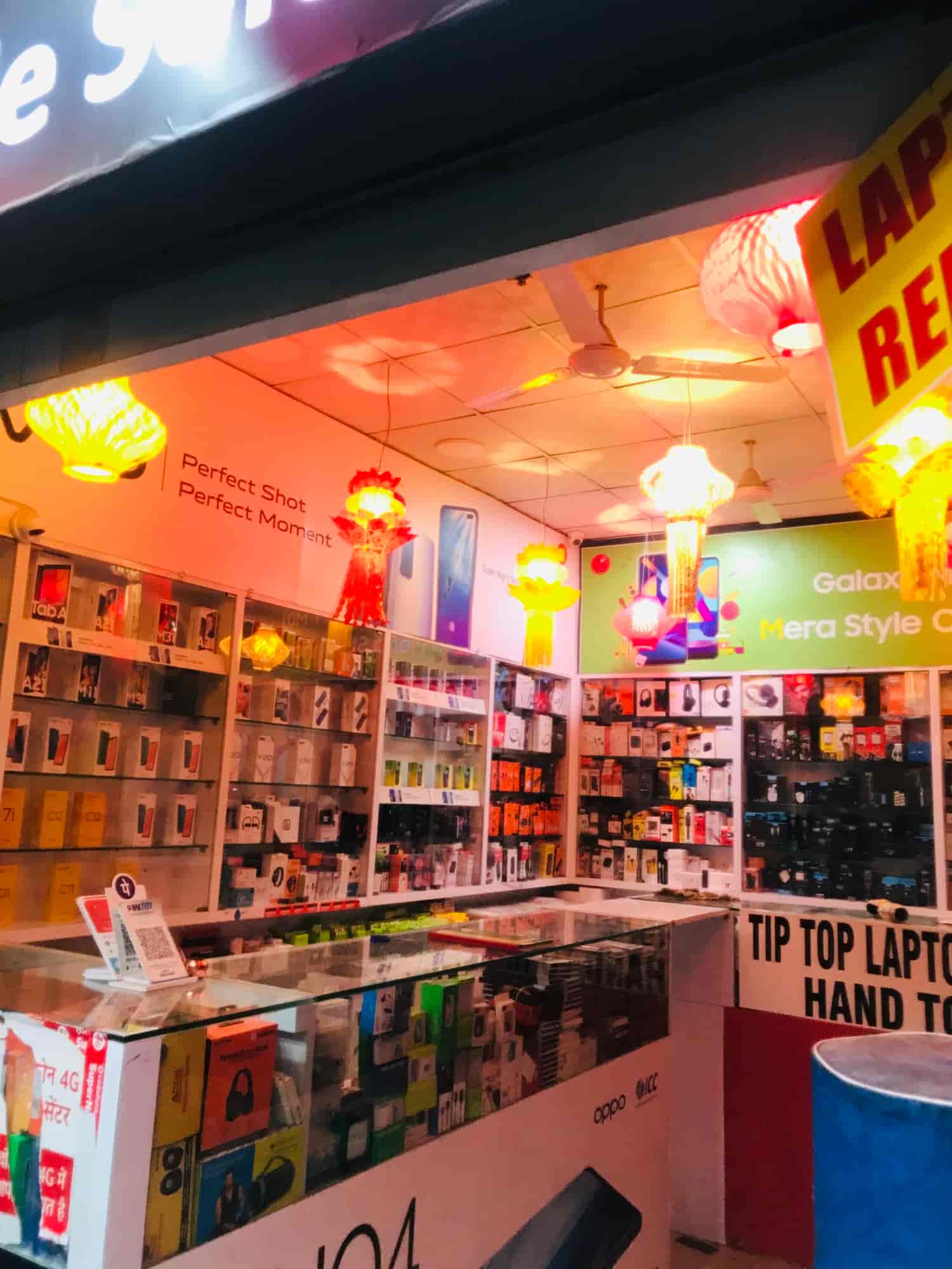 Tip Top Mobile Solutions in Noida Extension,Delhi Best Motorola