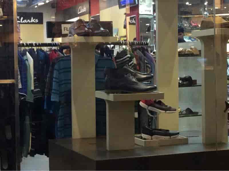 Lee Cooper in Noida Sector 18,Delhi Best Kids Shoe Dealers in Delhi