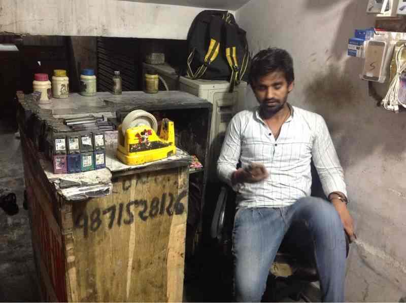 MK Cartridge Refilling Centre in Noida Sector 18,Delhi Best HP