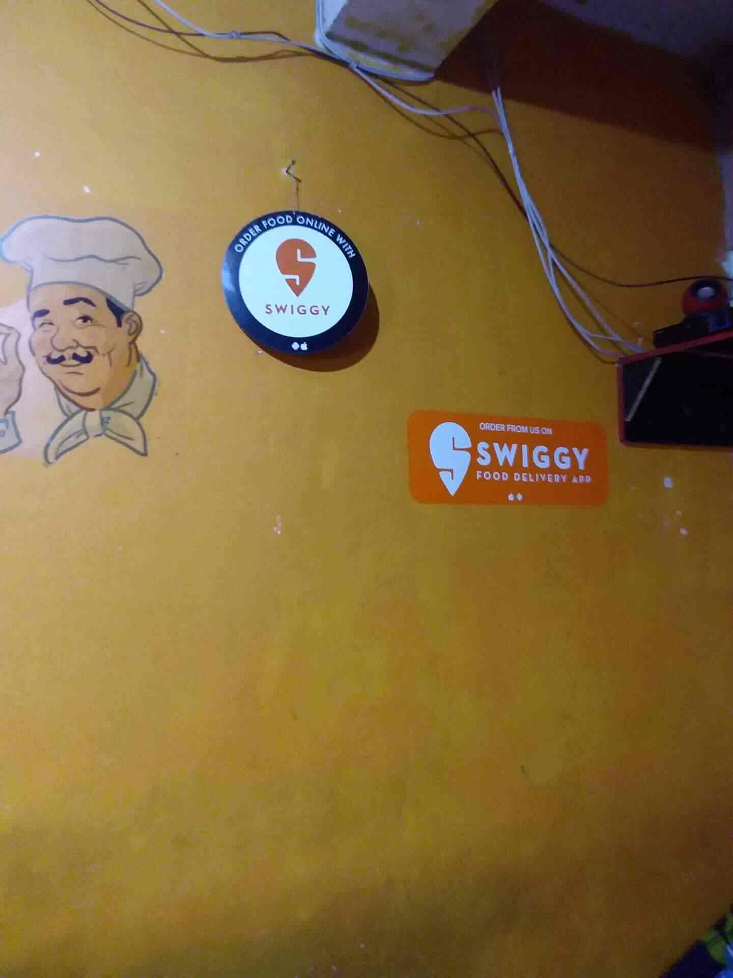 Food Express in Noida Sector 10,Delhi Order Food Online Best North