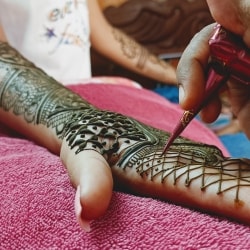 Rimpi's Makeover and Mehandi Studio in Garulia,North 24 Parganas ...