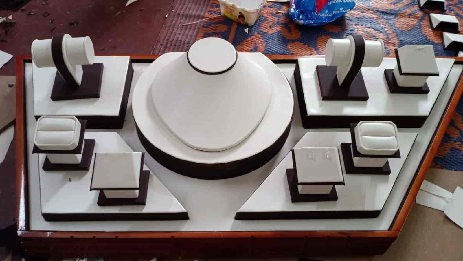 Top Velvet Jewellery Box Manufacturers in Hyderabad वेलवेट ज्वेलरी