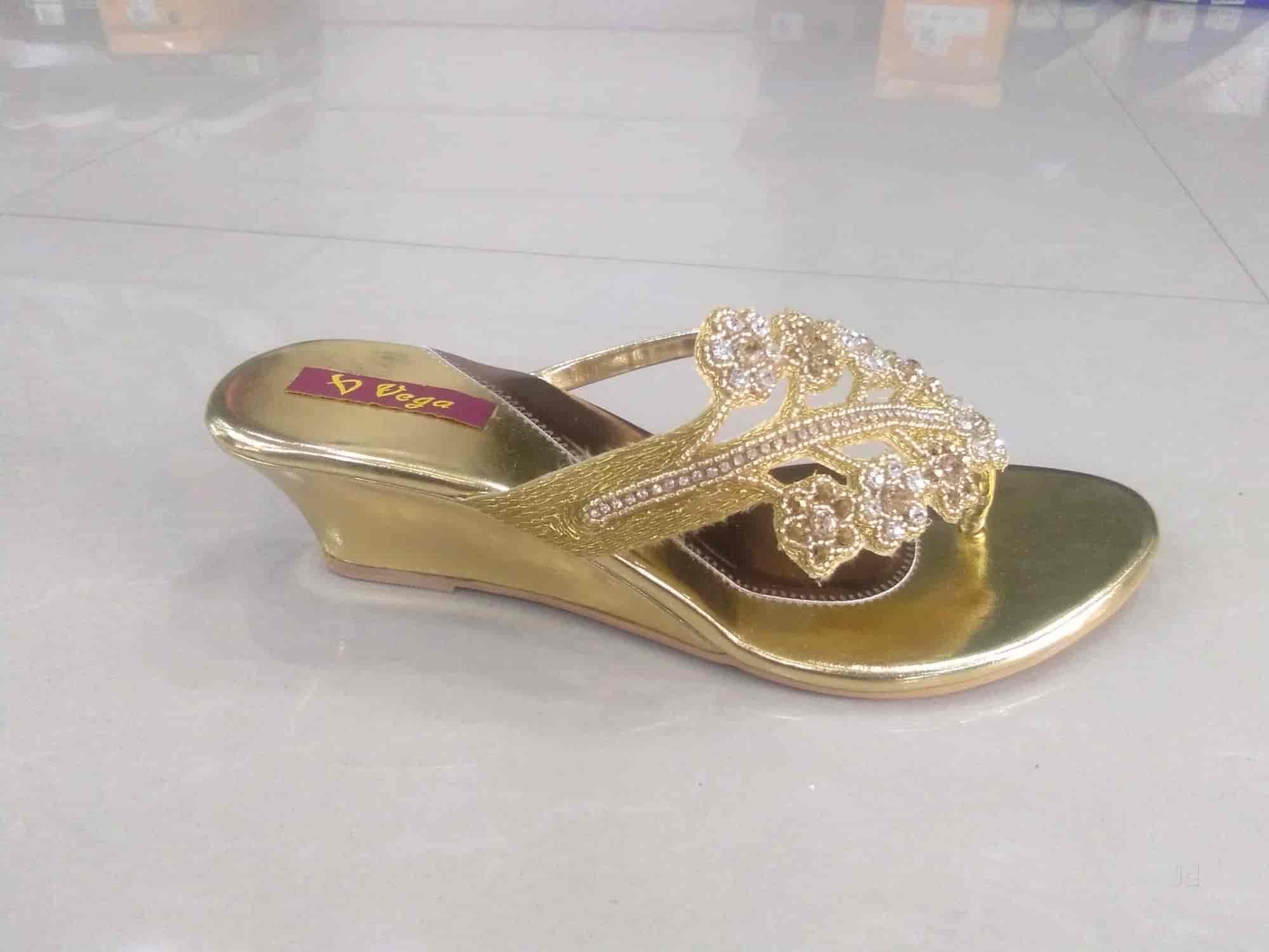 Shoe Garden in Palakkad Ho,Palakkad Best Leather Safety Shoe Dealers