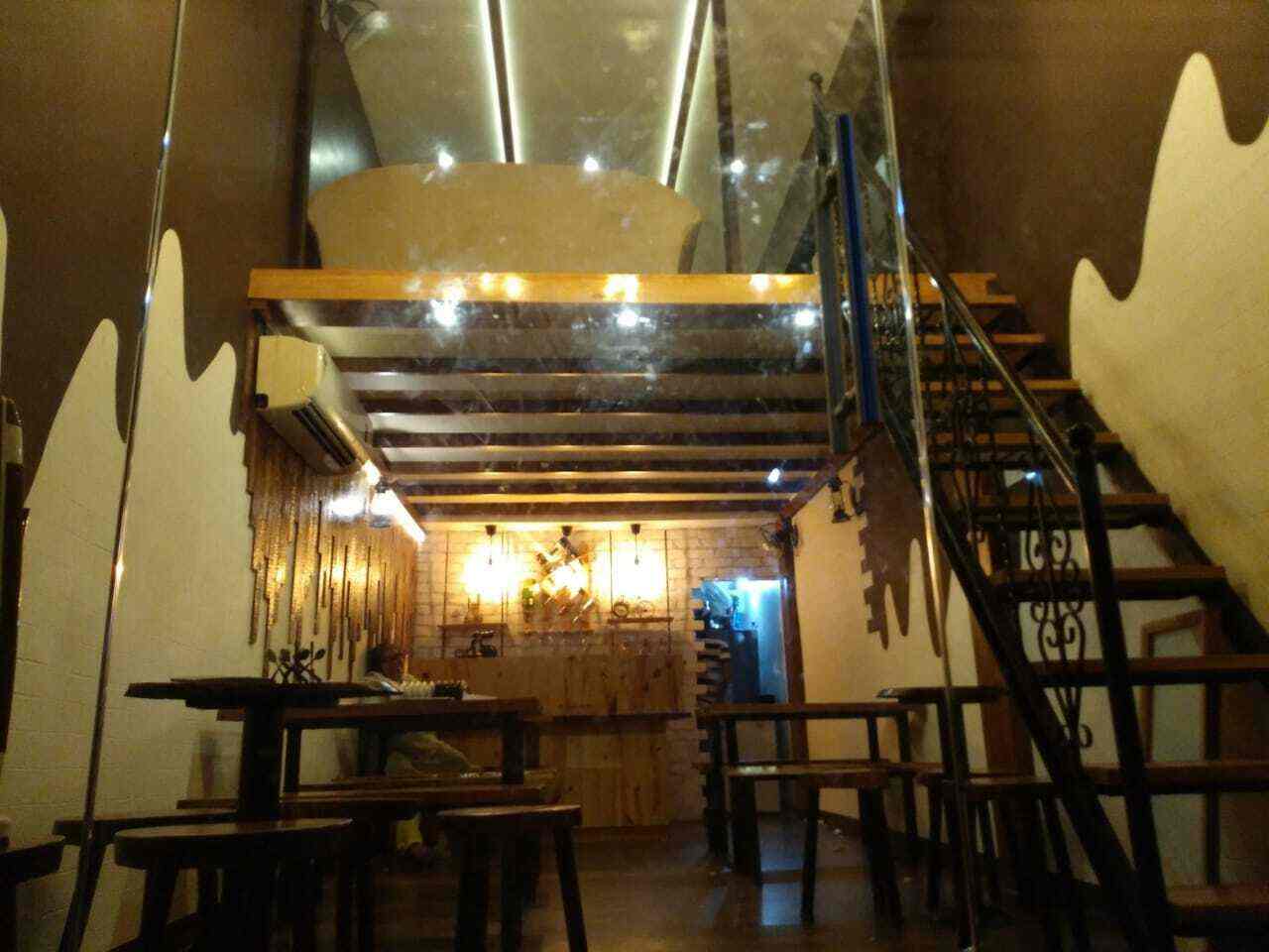 Bite Junction Cafe in Dahanu,Mumbai Best Coffee Shops in Mumbai