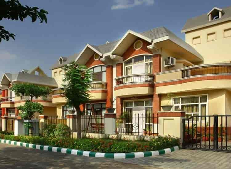 Eldeco Centre Modern Office & Retail Hub | Saket
