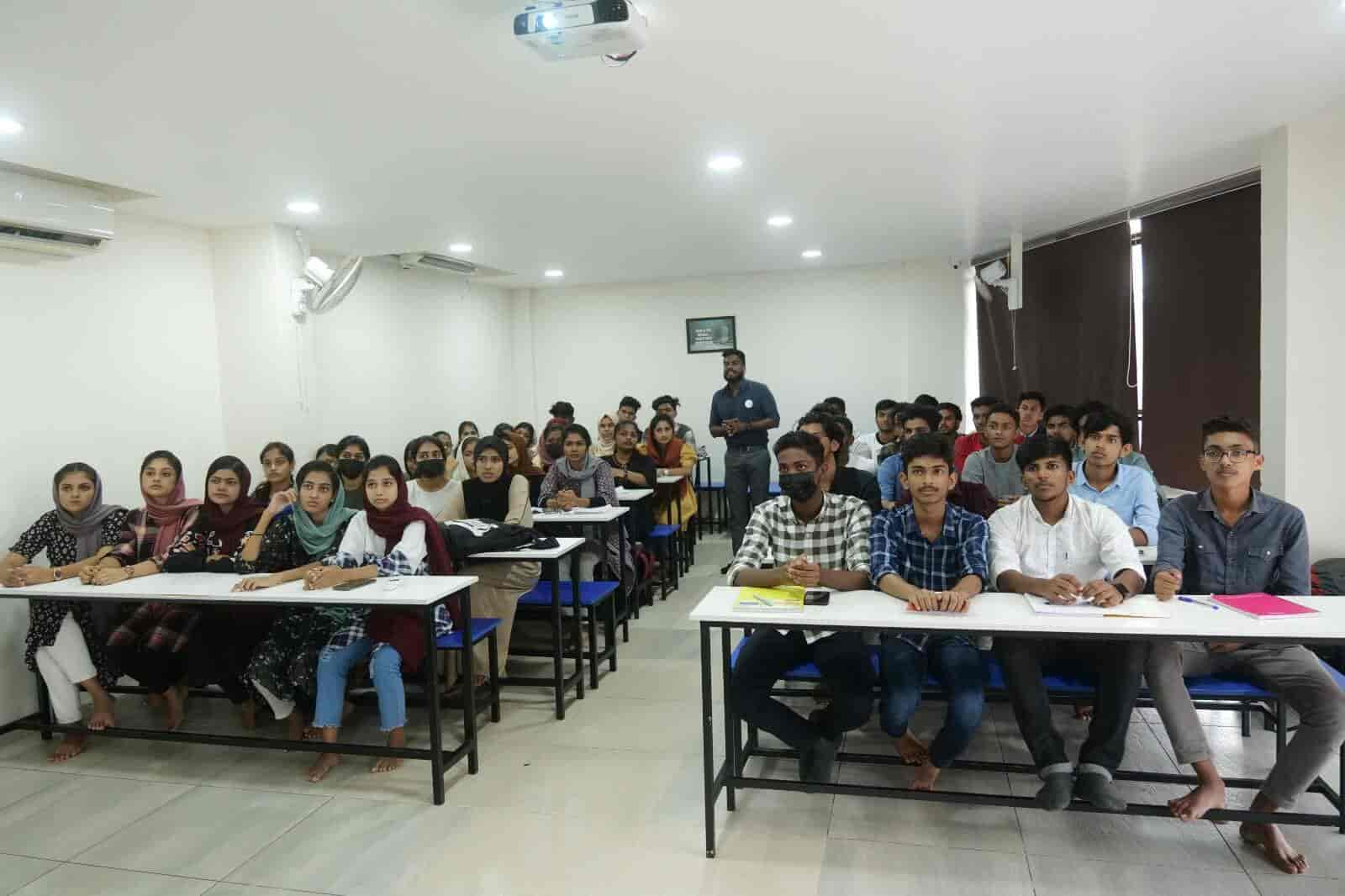 Top Tutorials For Cma in Pathanamthitta Best Cma Tutorials near me