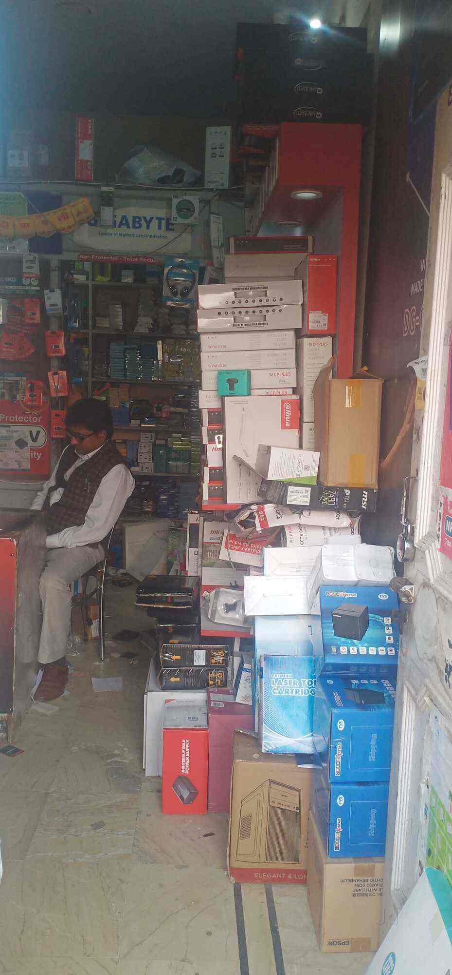 Bhagwati Computer in Mission Road,Pathankot Best Computer Dealers in