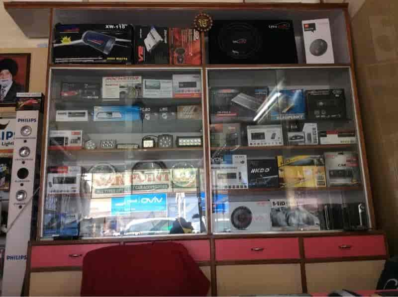 Dhillon Car Point in Patiala HO,Patiala Best Car Seat Cover Dealers