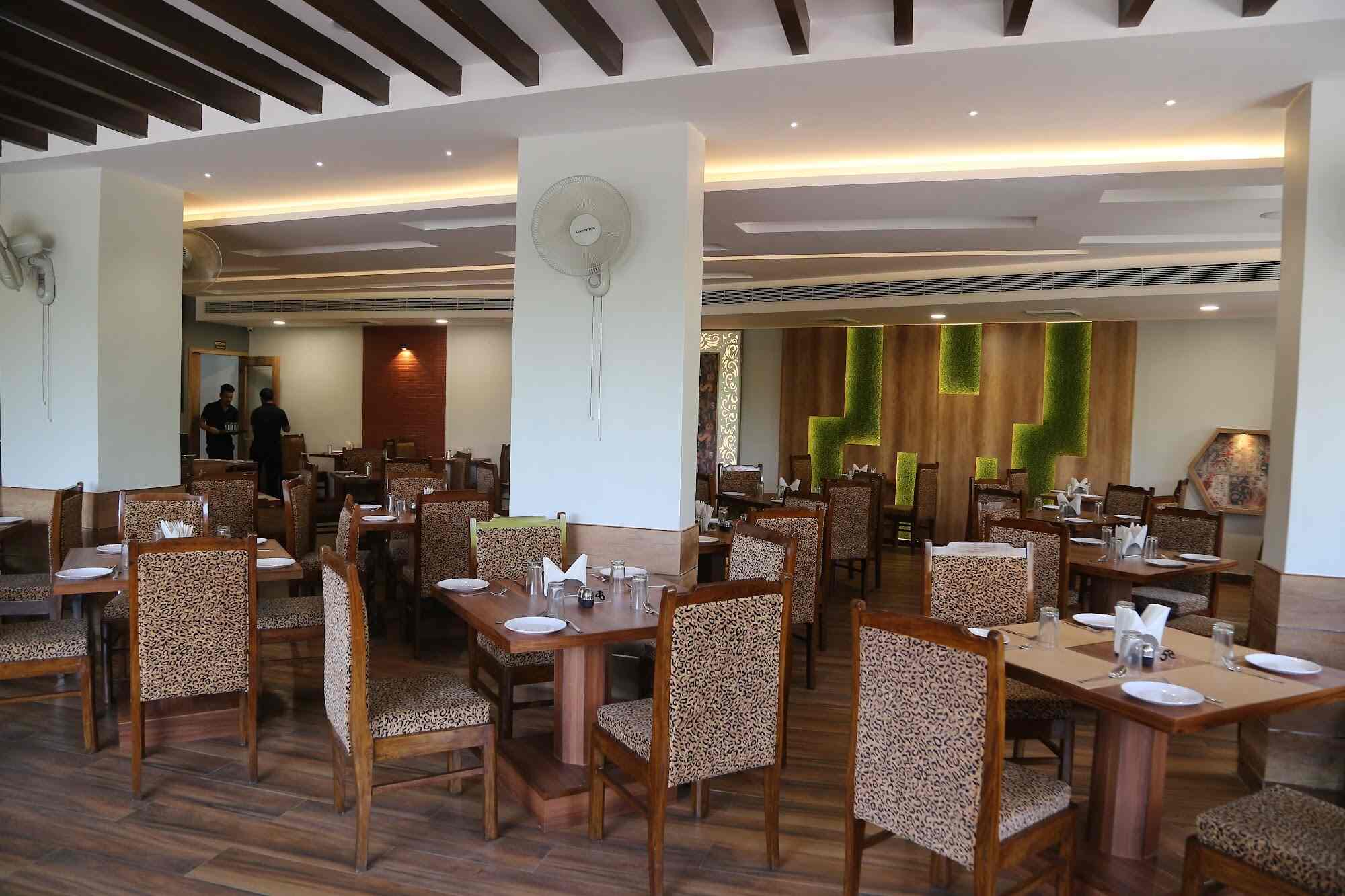 Godwin Restaurant in Choti Baradari,Patiala Order Food Online Best