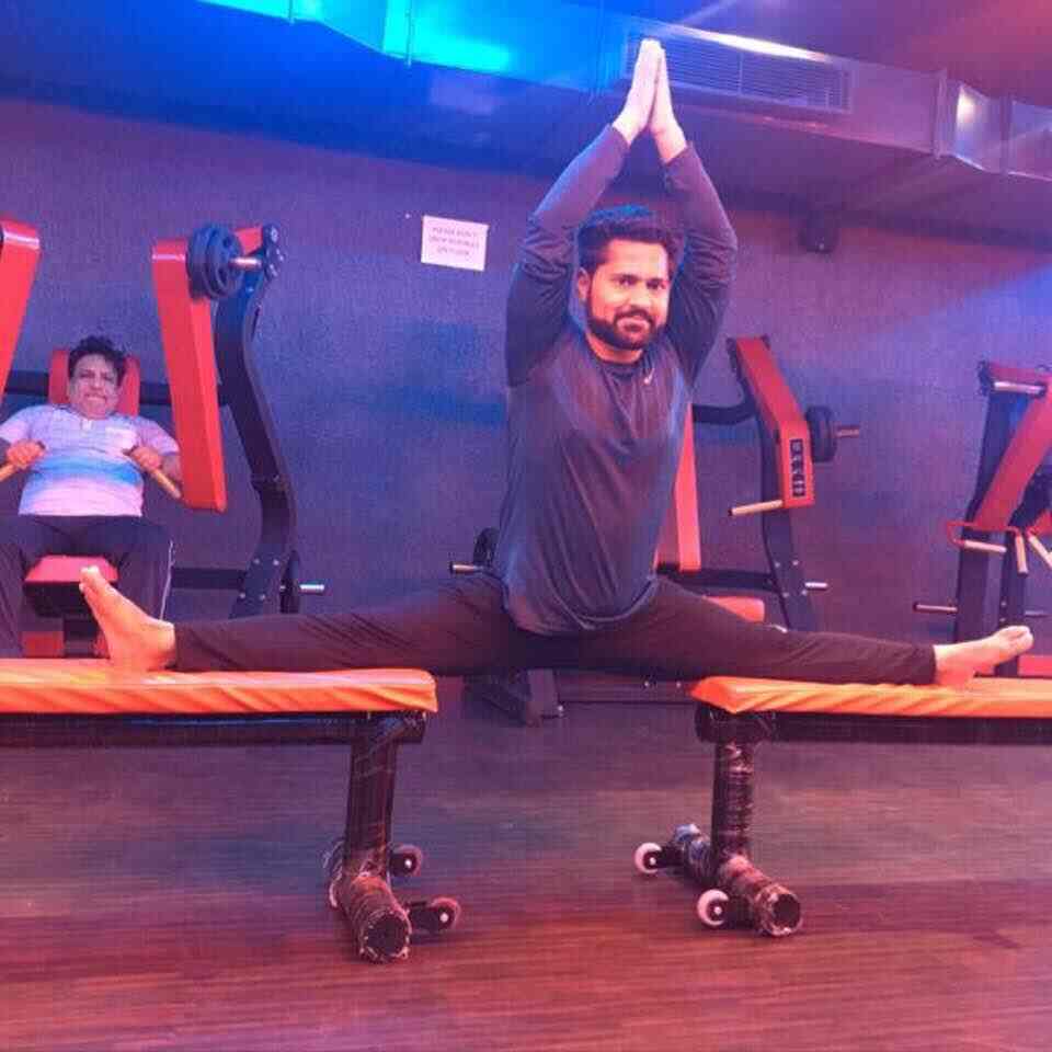 Top Yoga Classes in Gurbax Colony Best Online Yoga Classes near me