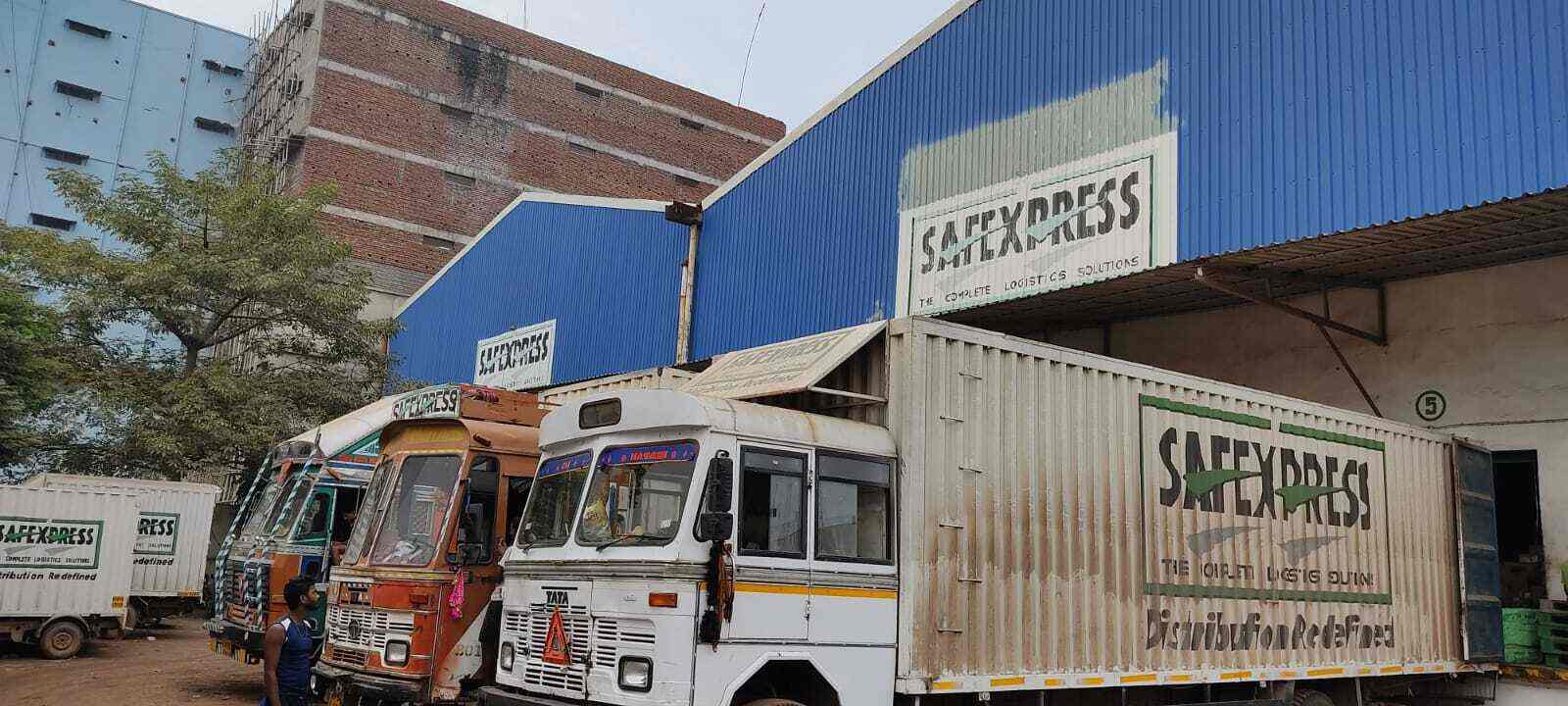 Top Safexpress Courier Services in Hathikhana Best Safexpress Courier