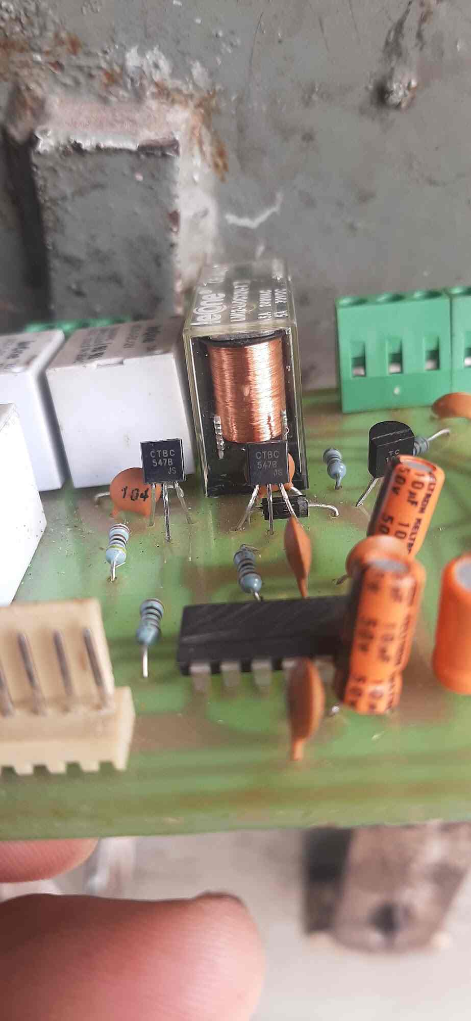 N Music Palace in Exhibition Road,Patna Best SonyAudio System Repair