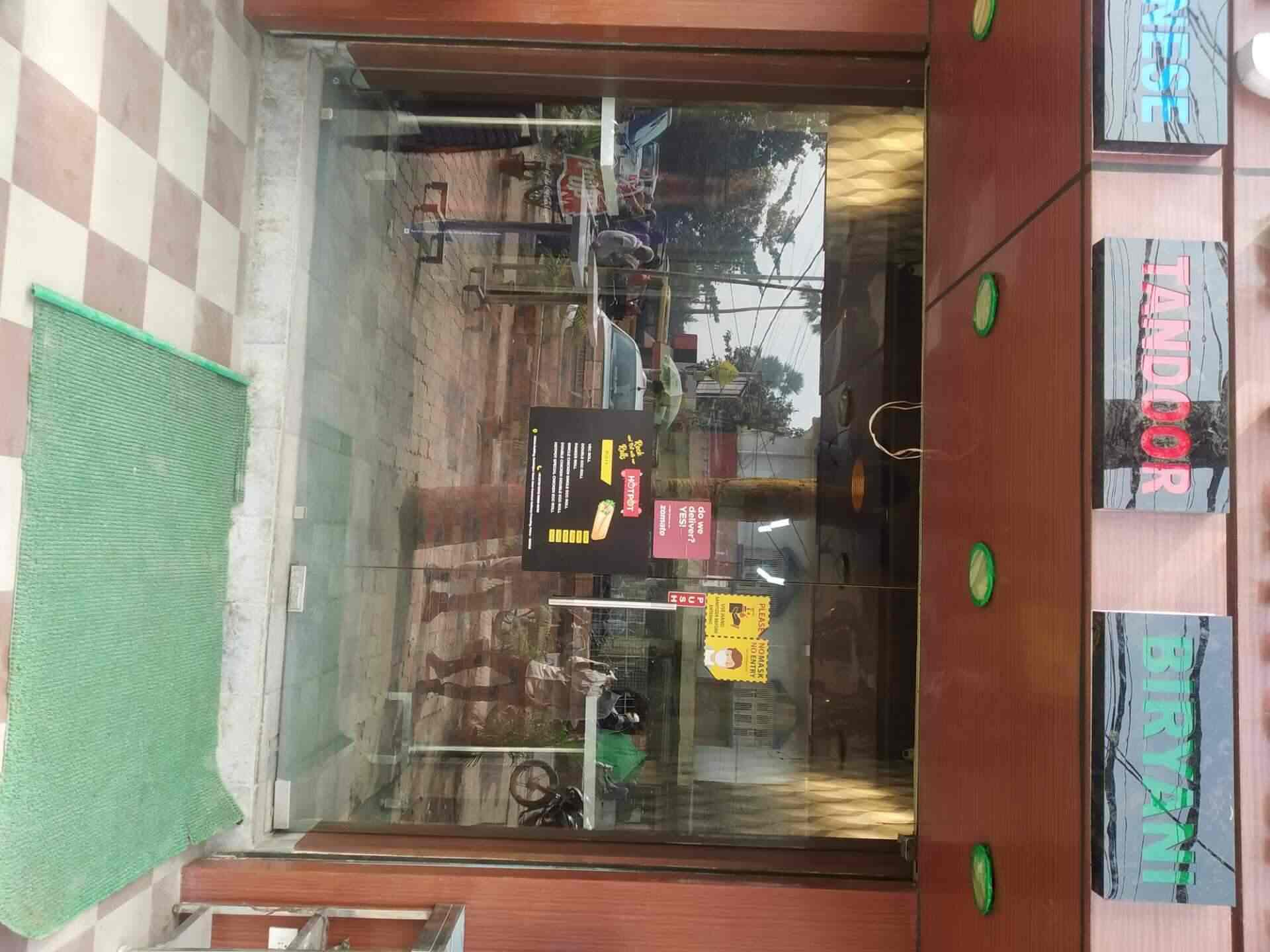 Hot pot Eatery & takeaway in Near Bijli Office,Patna Best Restaurants