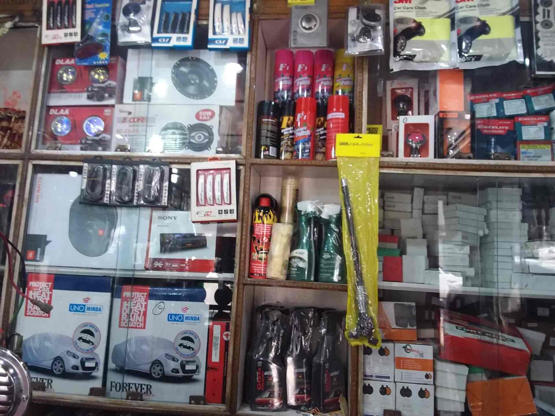 Marutika Motors in Exhibition Road,Patna Best Car Accessory Dealers