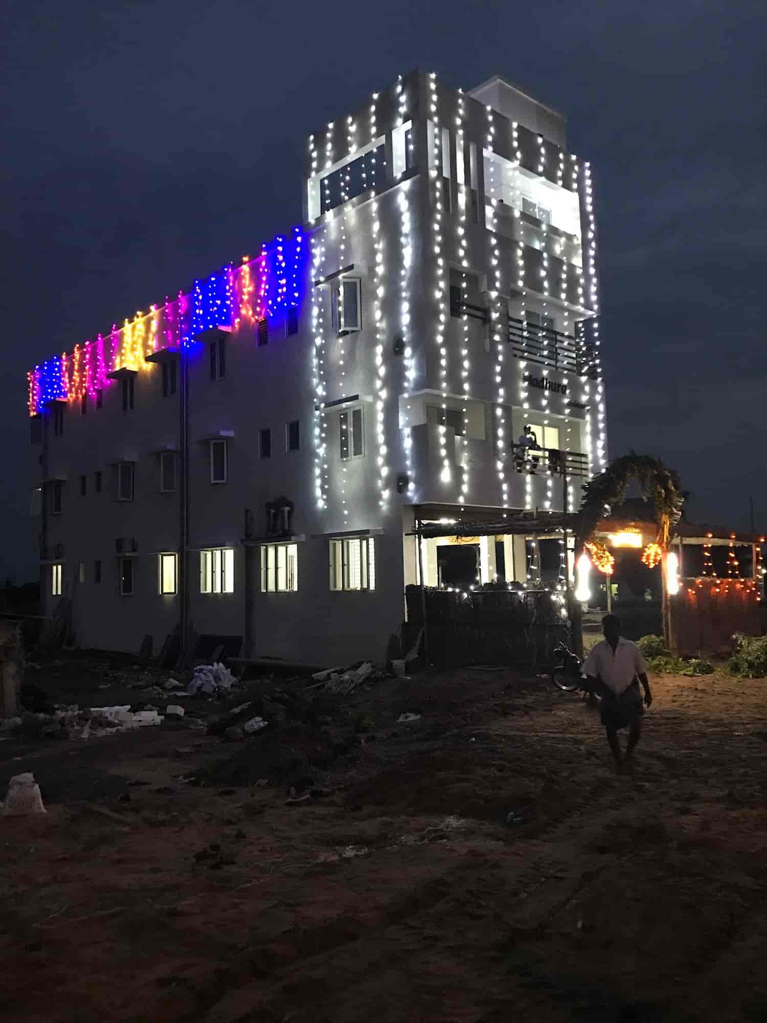 Top Couple Friendly Rooms On Rent in MaruvathurAriyalur Best Couple