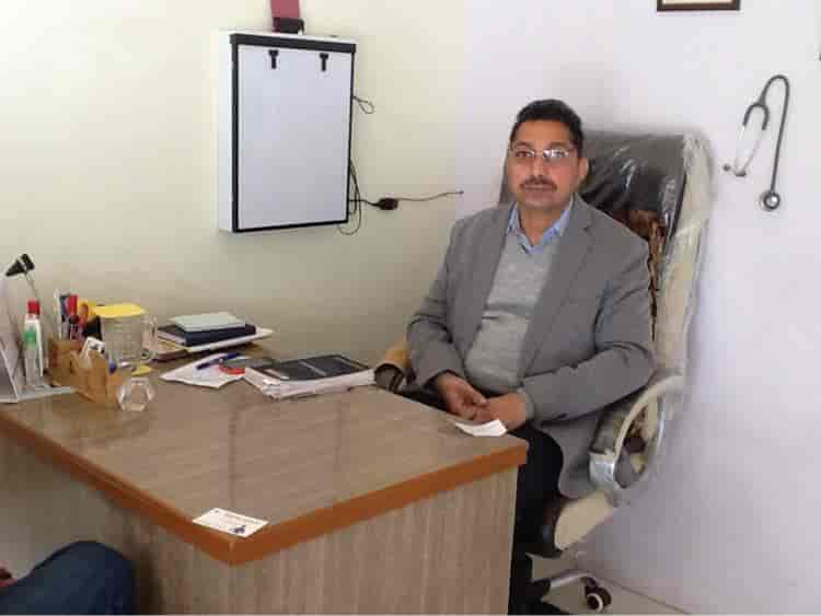 Hans Clinic in Plahi Road,Phagwara Best Orthopaedic Doctors in