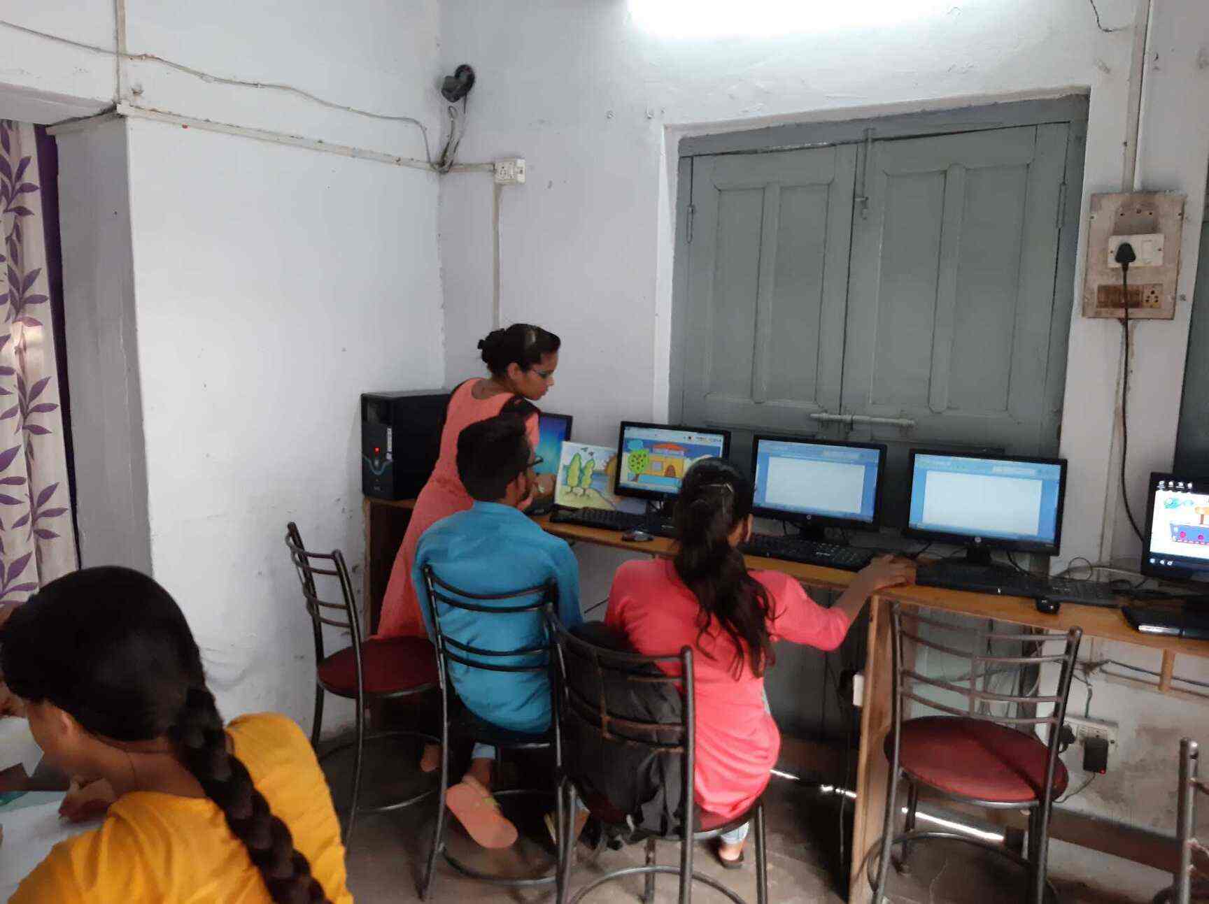 Shri Ram Computer Institute in Pilibhit City,Pilibhit Best Accounting