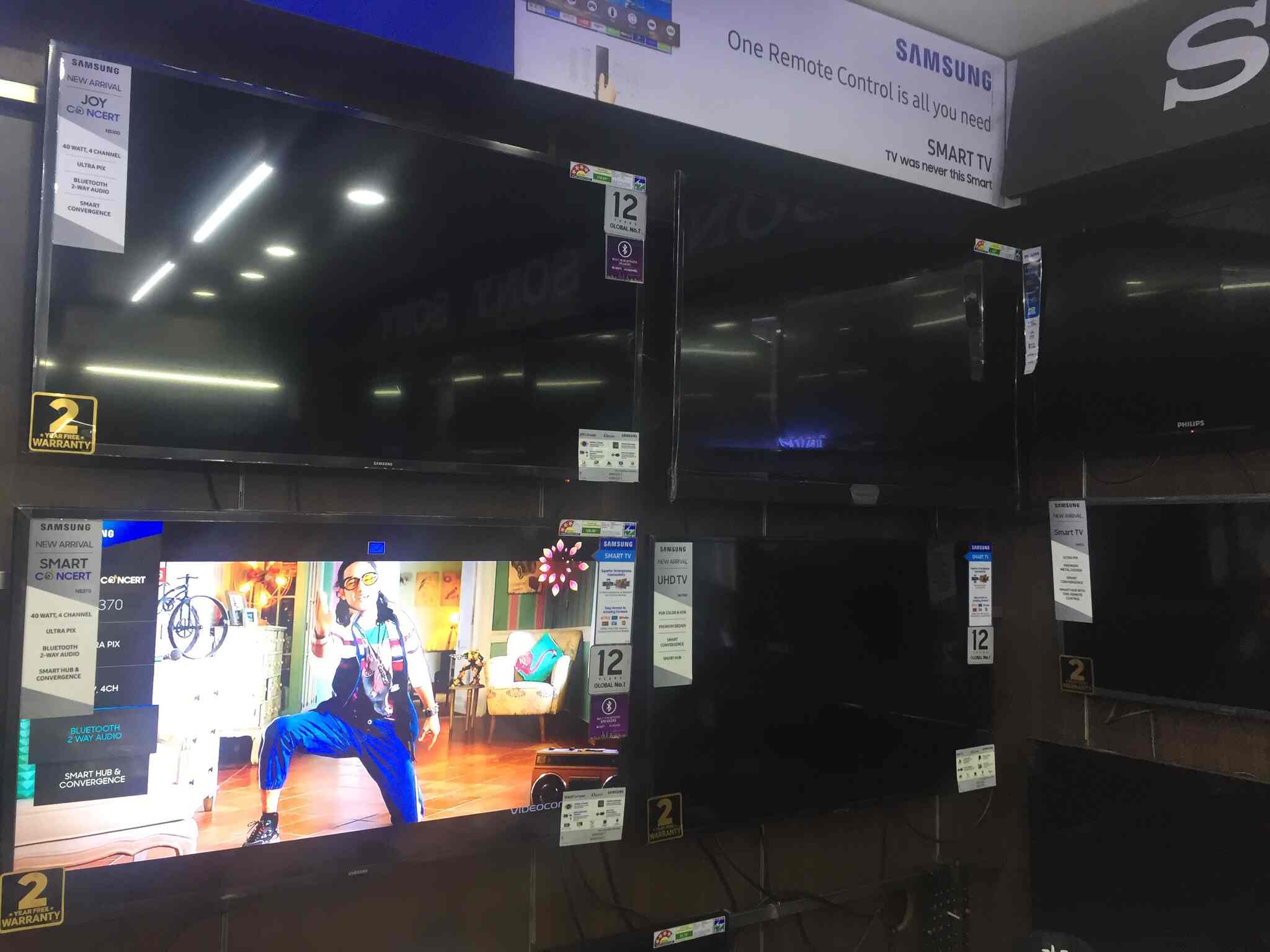Lucky Home Electronic And Furnitures in Dapodi,Pune Best Electronic