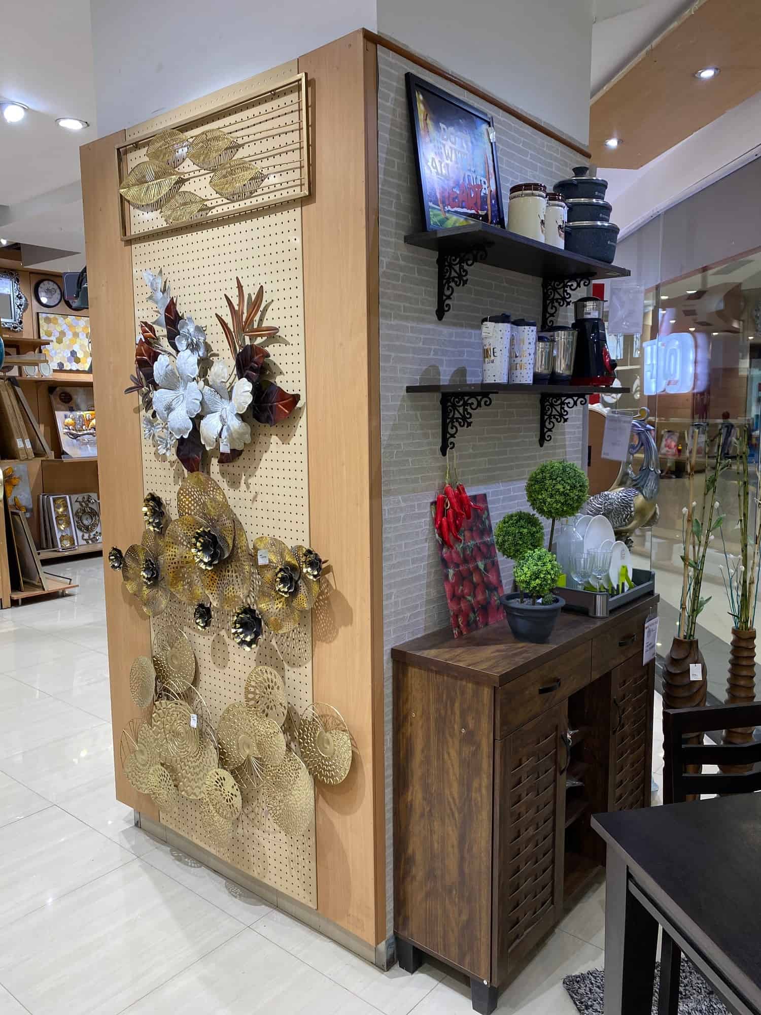 At Home (Amanora Mall) in Hadapsar,Pune Best Furniture Dealers in