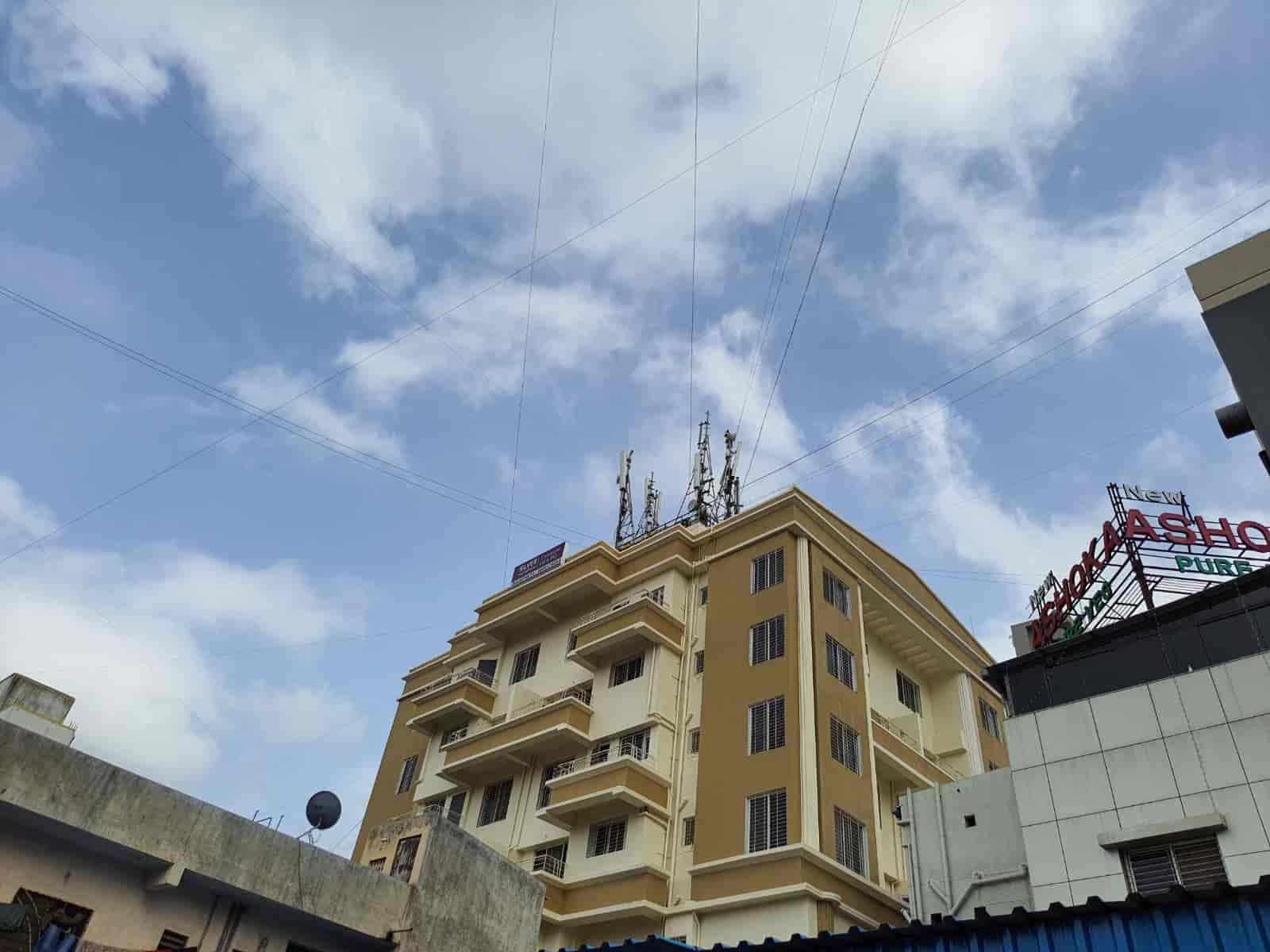 Top Hostel For Girl Students near Kunal Icon Shopping ComplexPimple