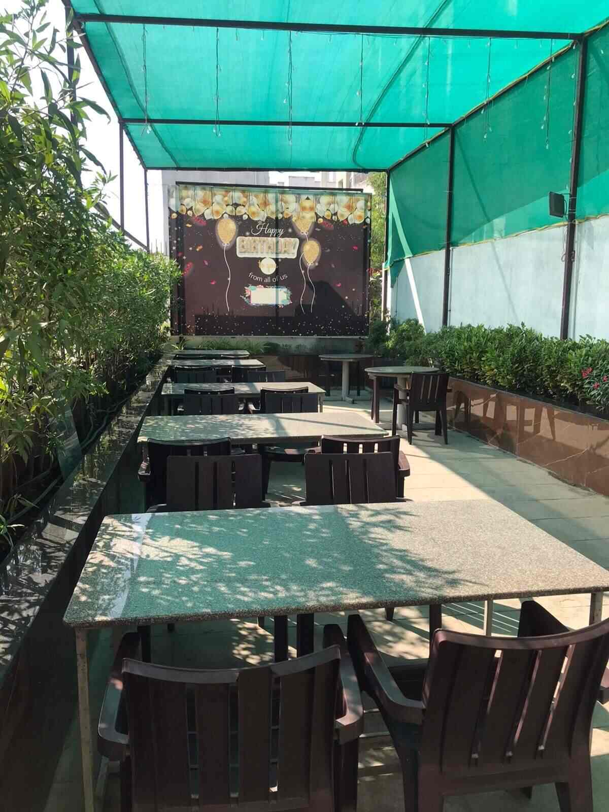 Hotel Live in Wakad,Pune Order Food Online Best Home Delivery Restaurants in Pune Justdial