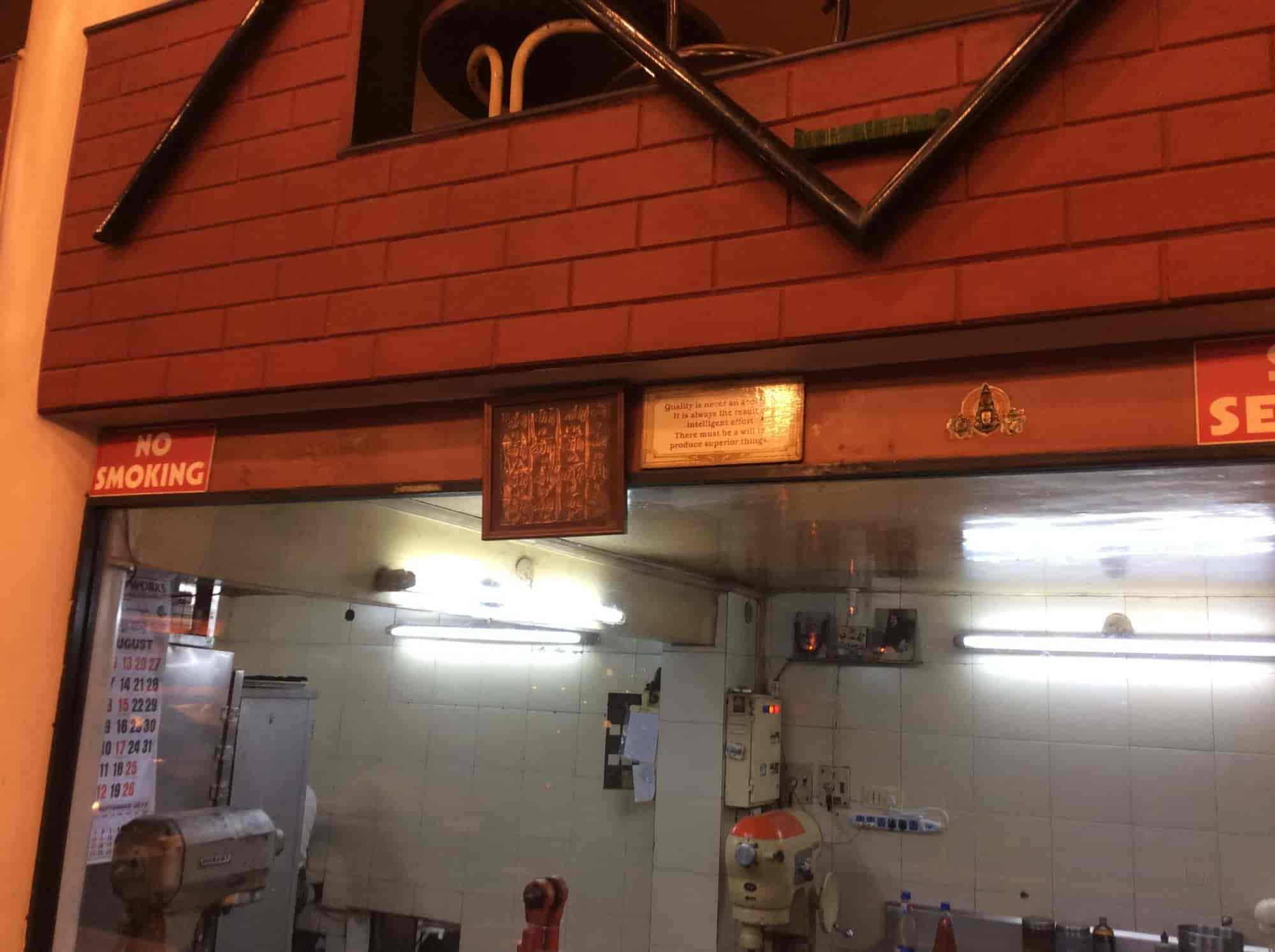 Just Baked Bakers & Confectioners Pvt Ltd (pune) in Bs Dhole Patil Road