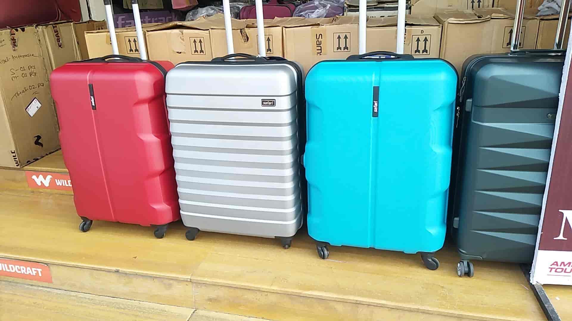 Metro Bag House in Karve Road Kothrud,Pune Best Bag Dealers in Pune