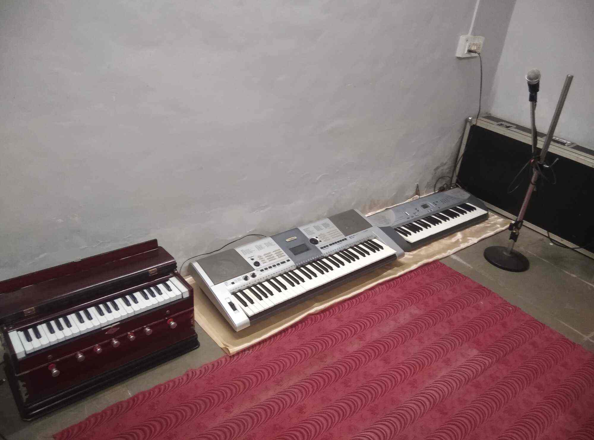 Raj Music Academy & Shastriya Sangeet in Ghorpadi Gaon,Pune Best