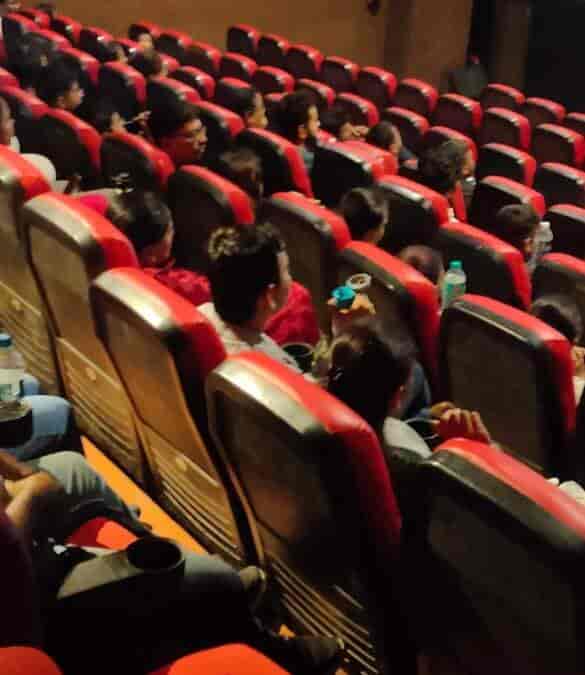 Funtime Delux Theatre in Shastri Nagar,Pune Movie Theatre near you Best Cinema Halls in Pune