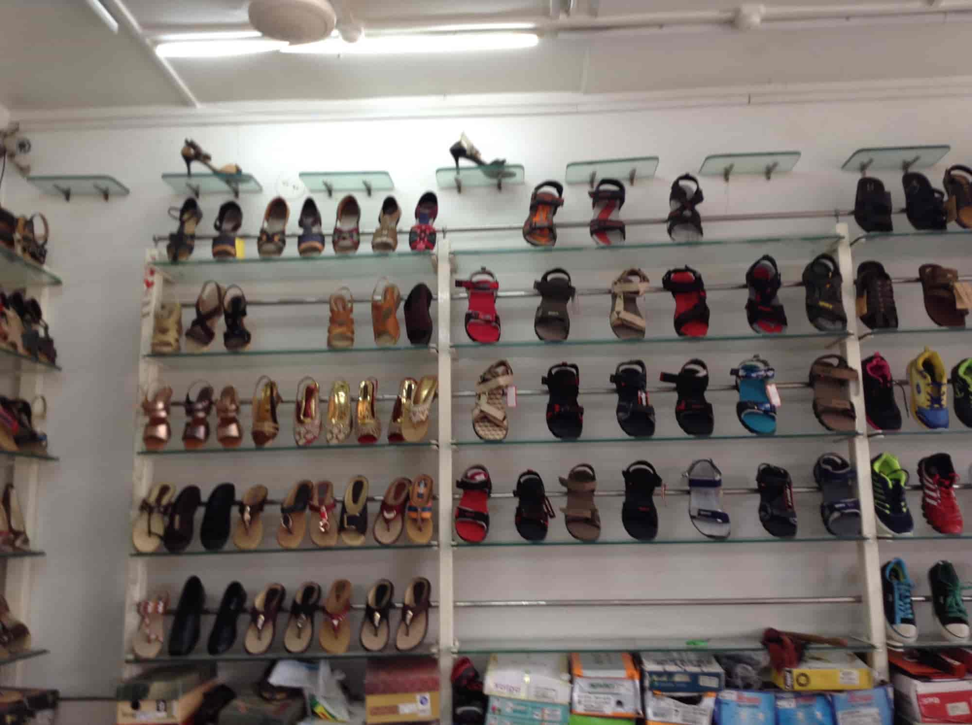 Bata showroom in kothrud clearance