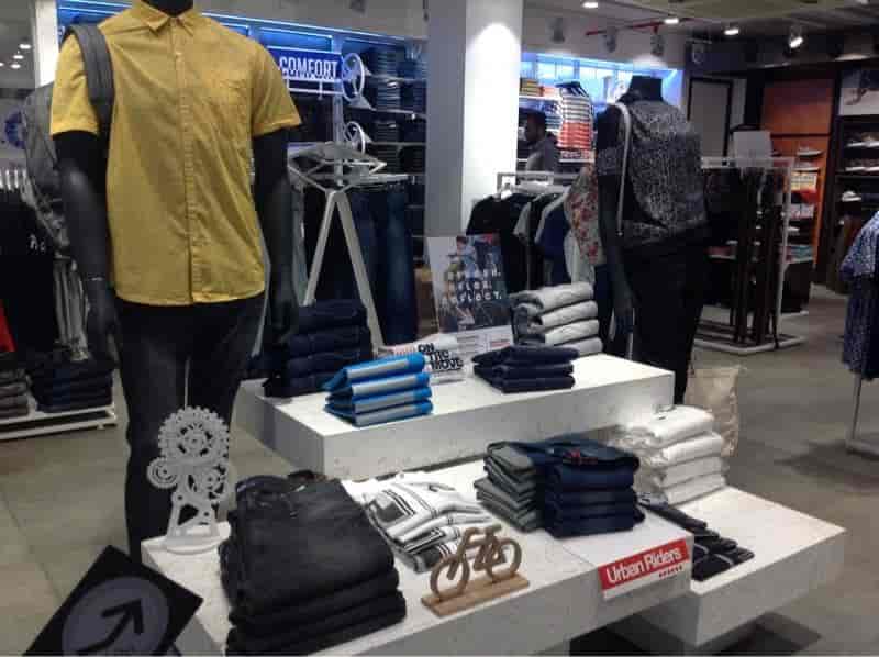 Lee Store in Camp,Pune Best Shoe Dealers in Pune Justdial