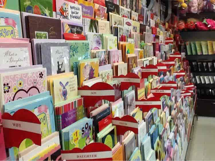 Top Artificial Flower Dealers near Yerwada BazarYerawada Best