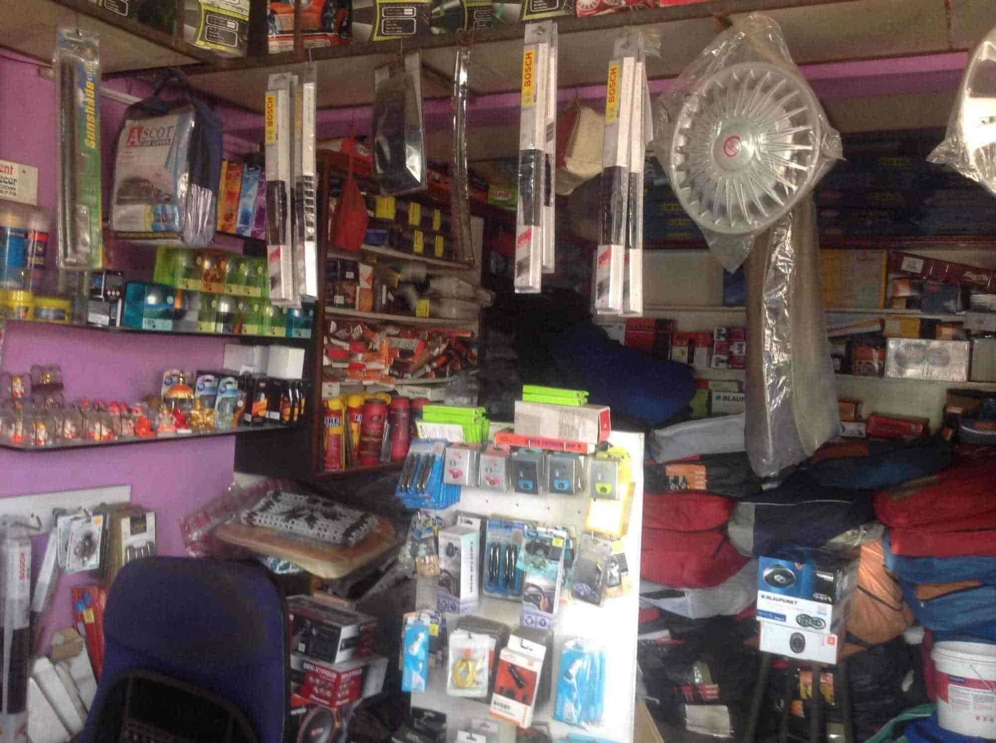 New Decent Car Decor in Akurdi,Pune Best HyundaiCar Accessory