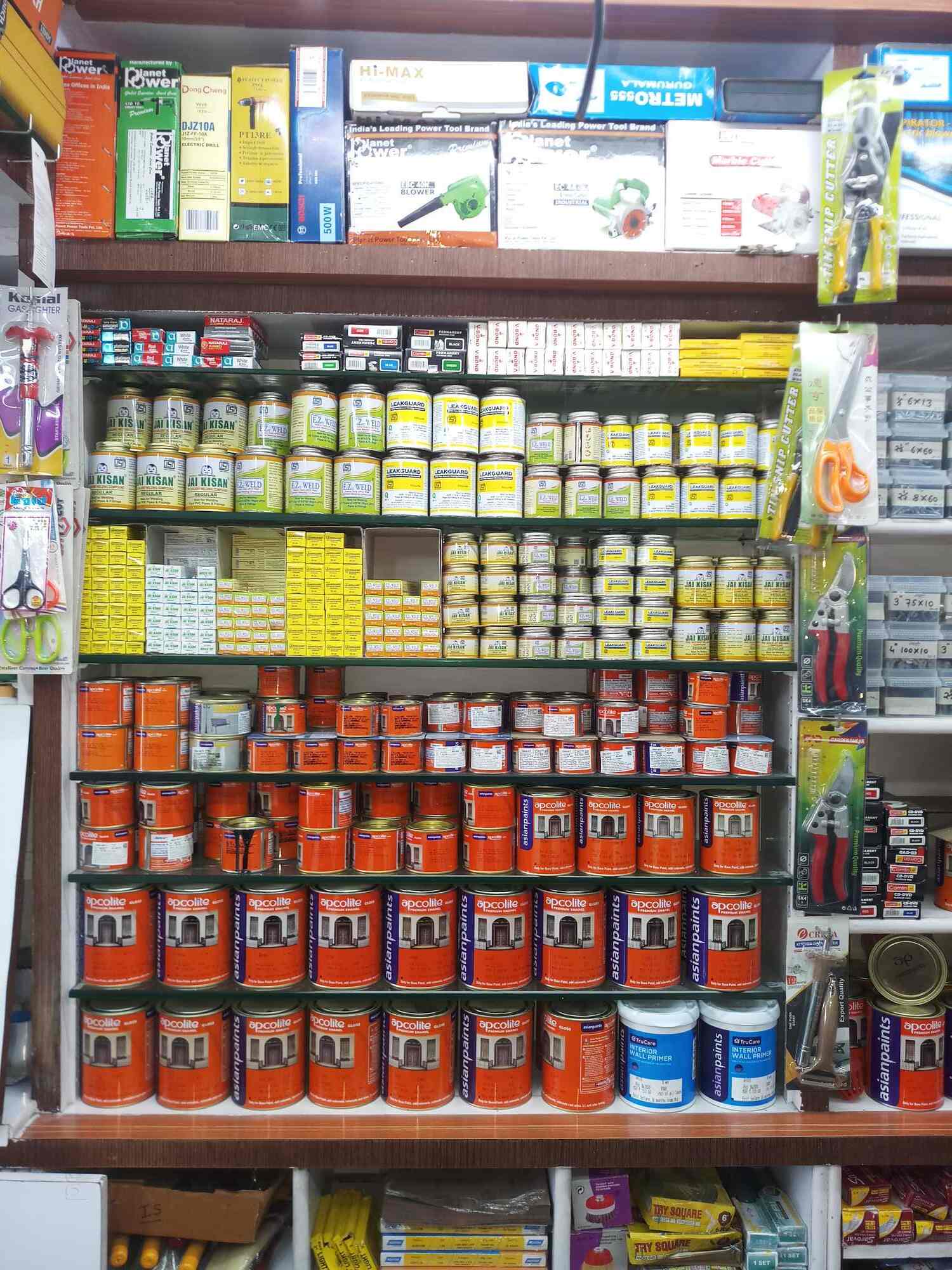 Poona Hardware & Electricalsele in Hadapsar,Pune Best Electrical