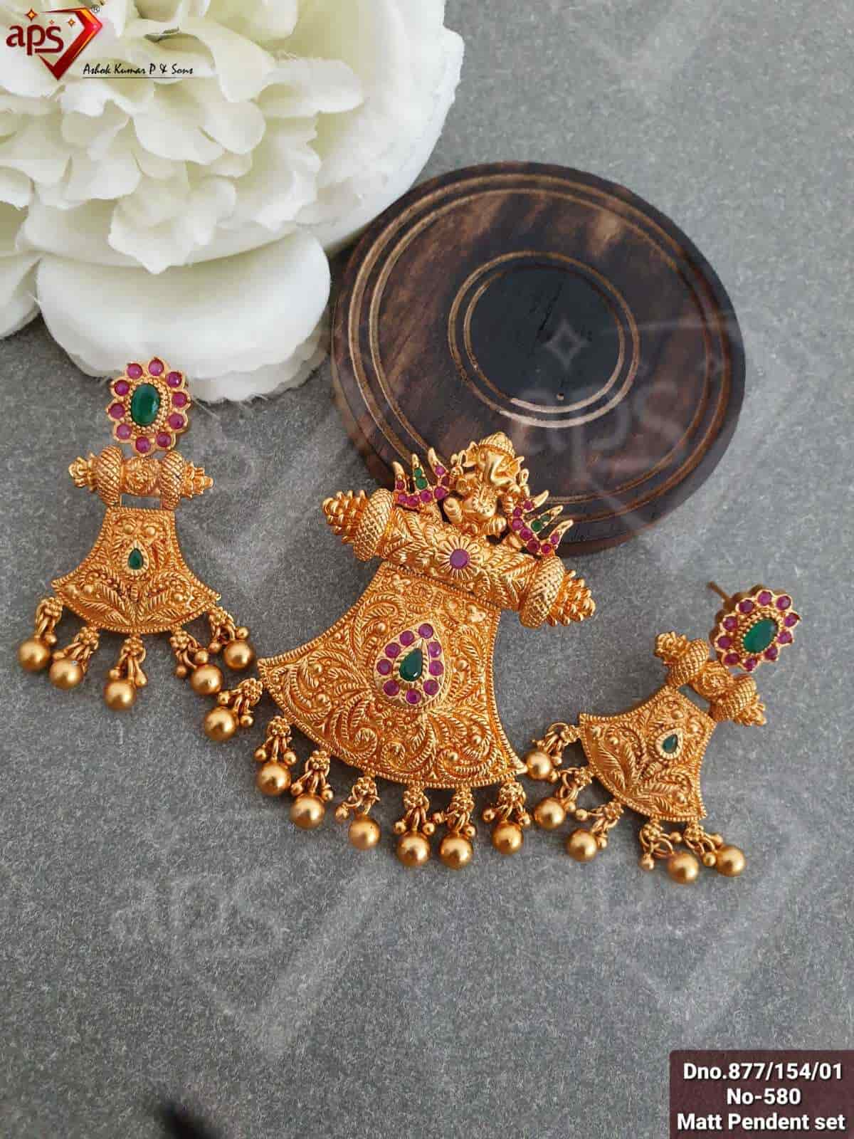 Top Imitation Jewellery Wholesalers in TulsibaugBudhwar Peth Best Imitation Jewelry