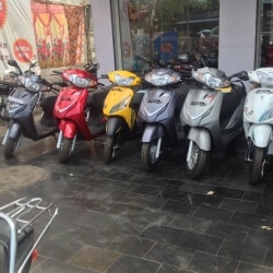 hero showroom vishrantwadi