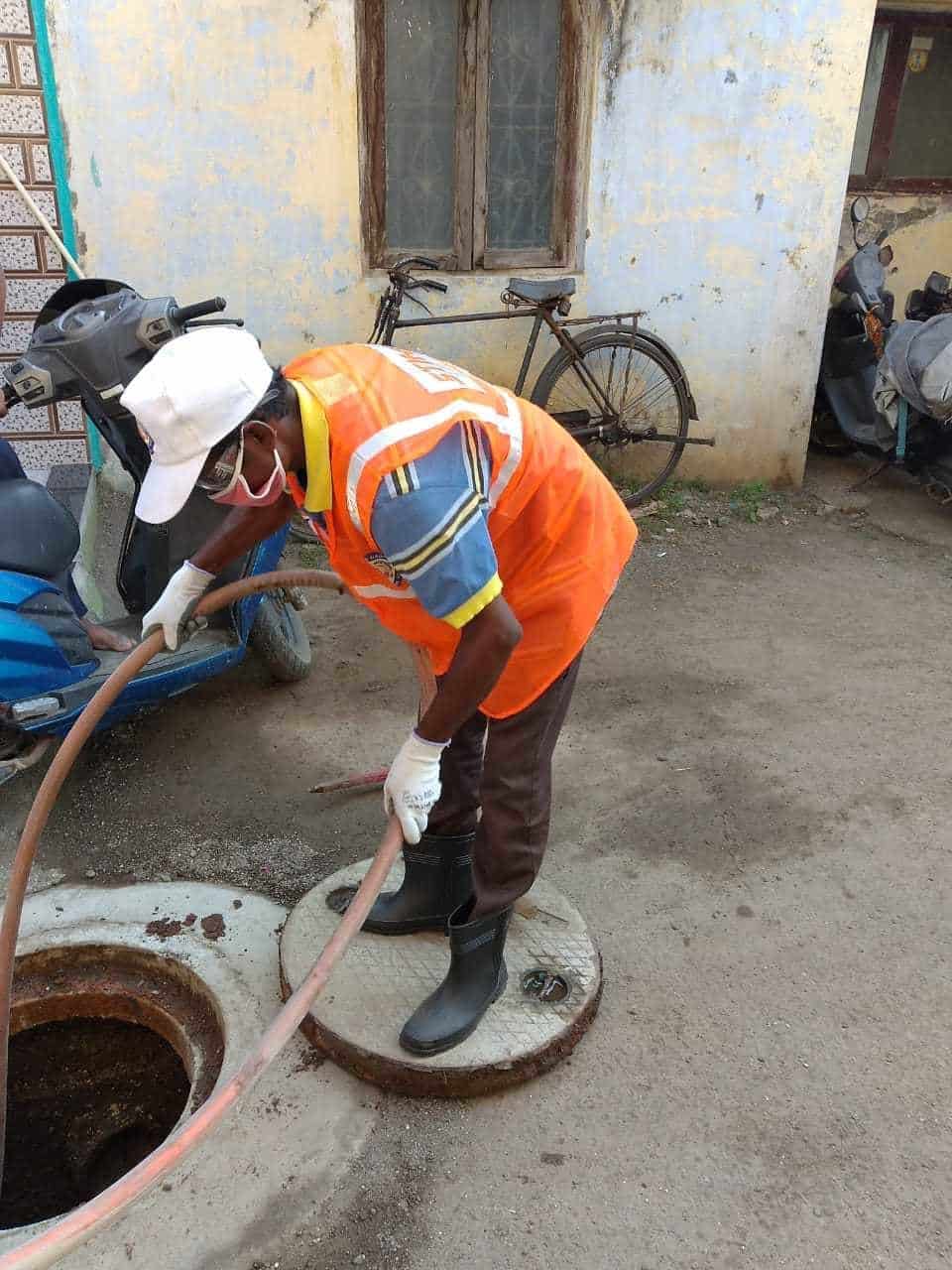 Top Septic Tank Cleaning Services in Wakad Best Safety Tank Cleaning